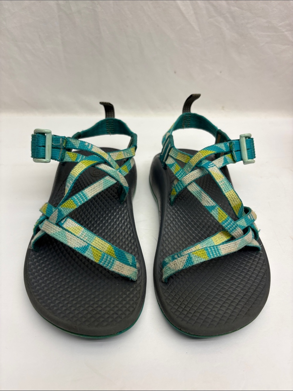 Chaco sandals for little girl SZ 2, box 51